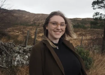 I left city life to move to an island with fewer than 50 people. Two years and a baby later, I have no plans to leave.