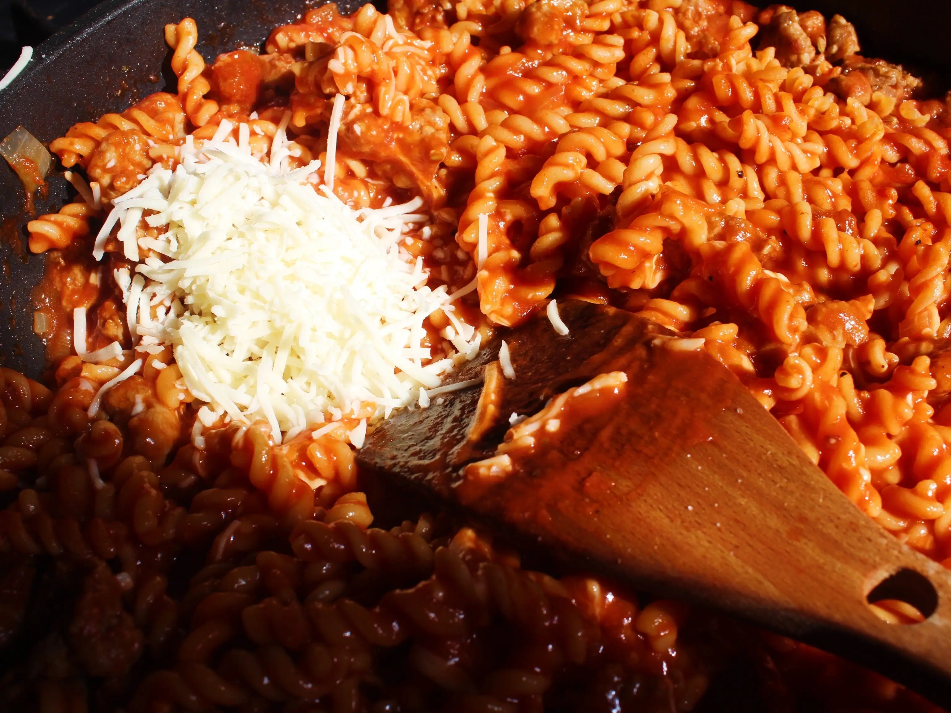 renee drummond pioneer woman sausage pasta recipe