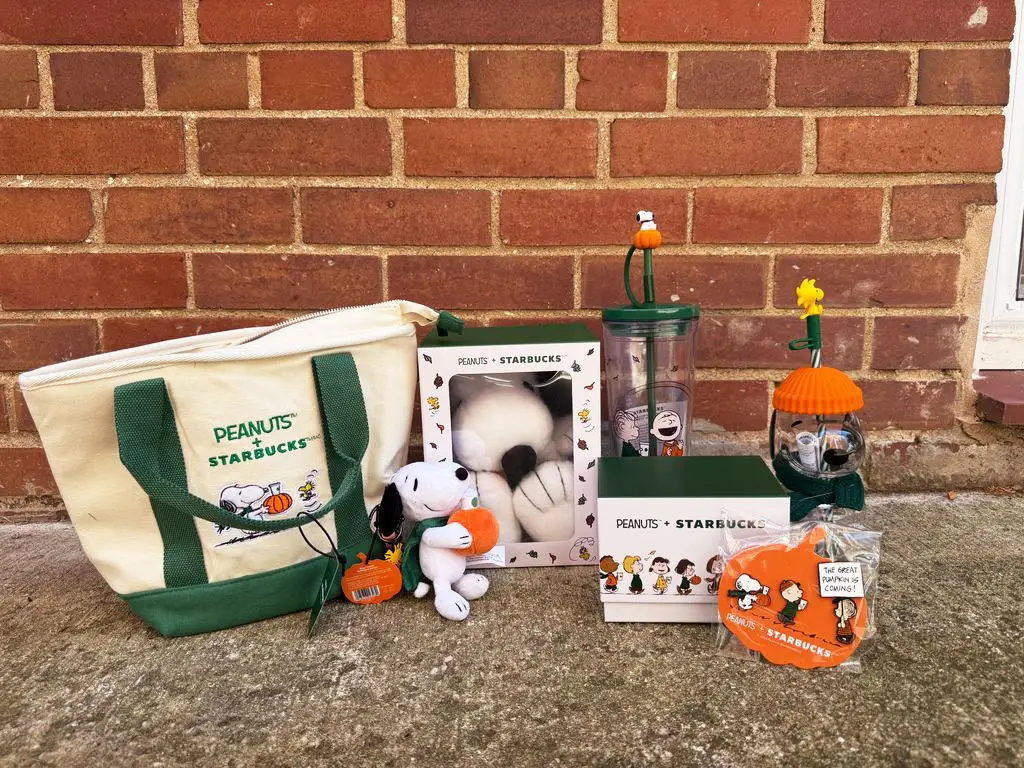 Starbucks Snoopy collection