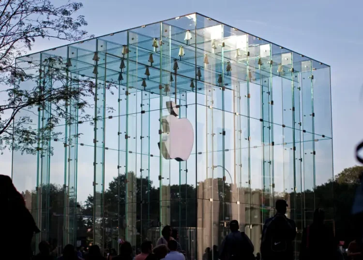 Live Q&A: Apple Store pioneer Ron Johnson talks retail strategy, careers, and lessons from Steve Jobs