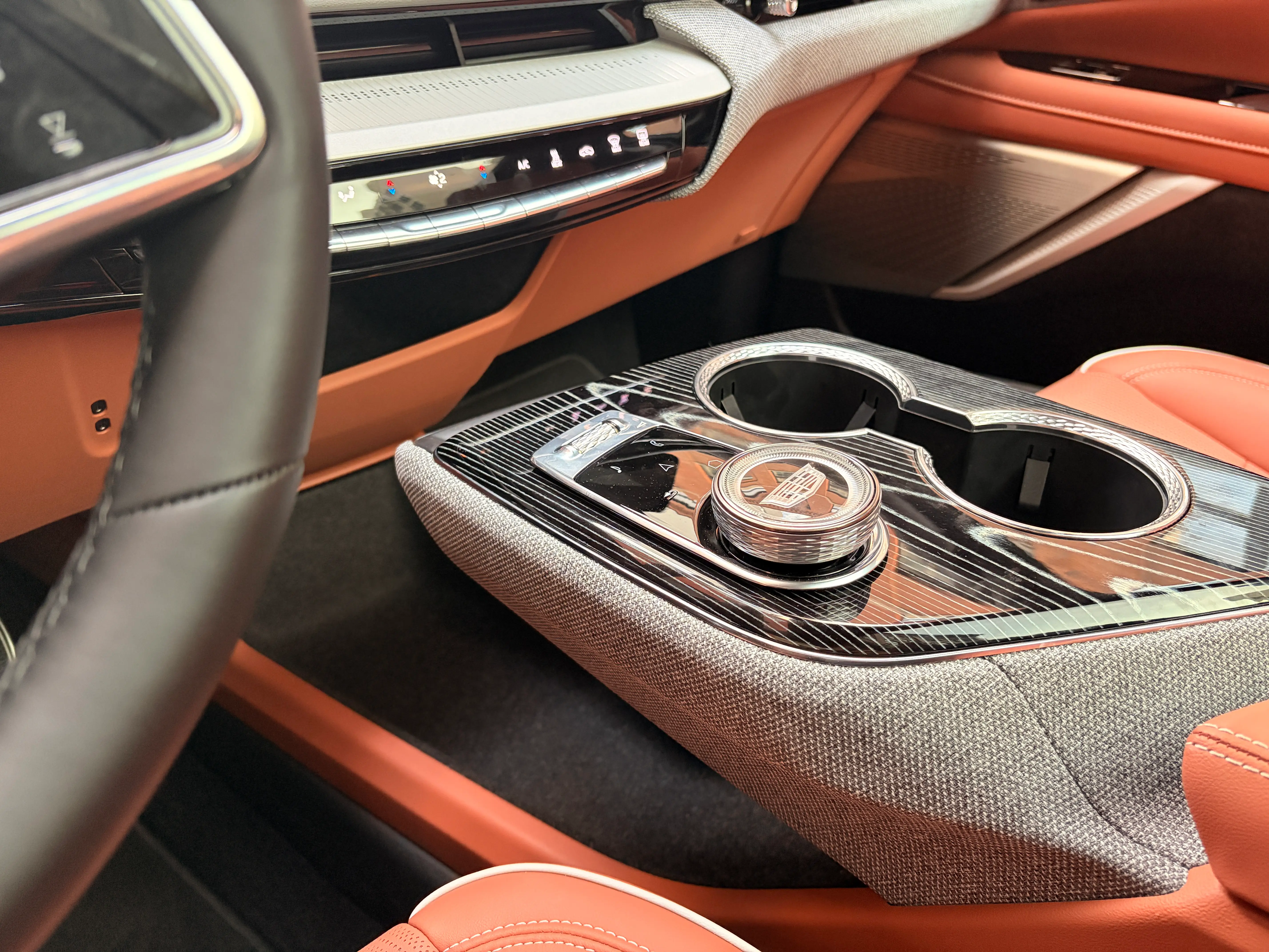 The floating center console in the Cadillac Optiq.