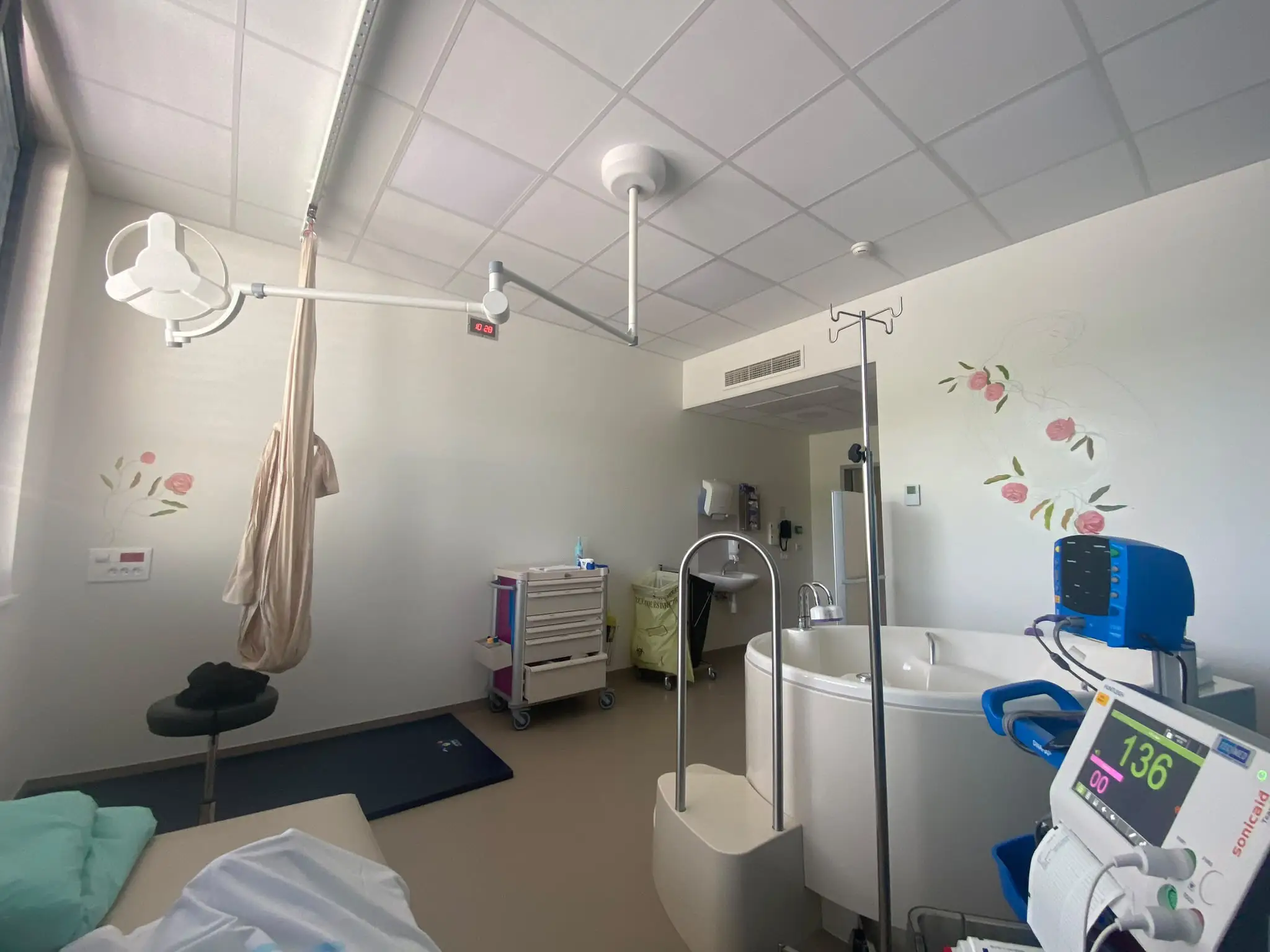 Birthing room