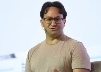 Meet the top Anthropic scientist who predicted the core of today’s AI doom debate