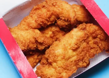 I tried chicken tenders from 14 fast-food chains. The crispiest, juiciest tenders won me over.