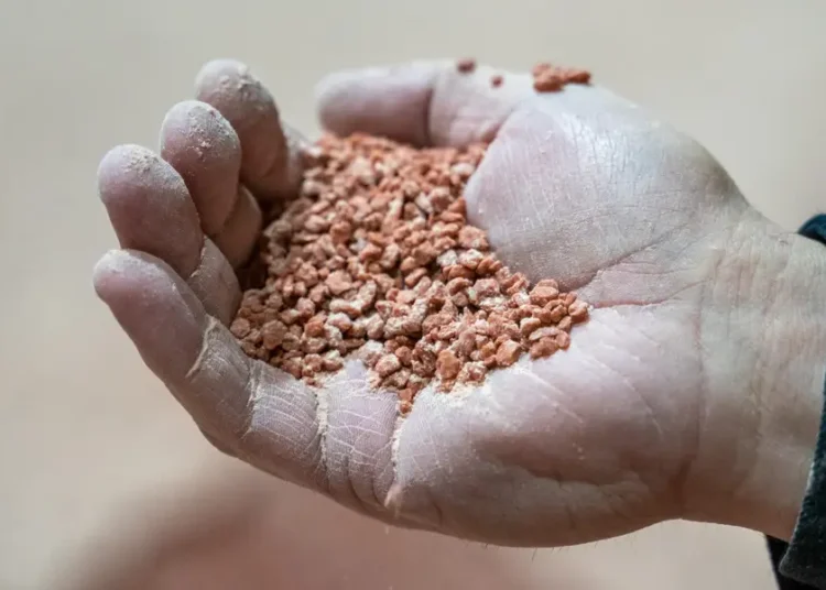 Trump wants potash from Belarus. A Canadian premier warns it would have to go through Russia.