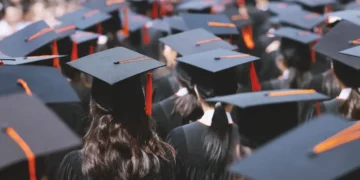 Student-loan borrowers are facing ‘drastic changes’ to repayment that require lawmakers to step in, 89 organizations say