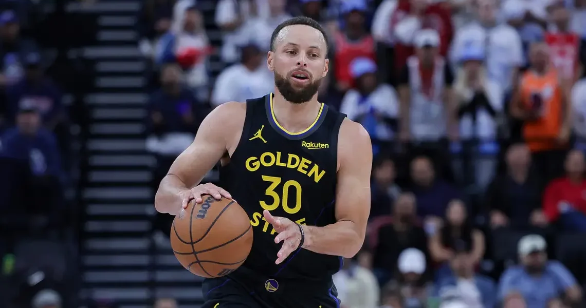 A health scare taught Steph Curry that tiny health details matter. Now he’s serious about recovery — and the power of saunas.