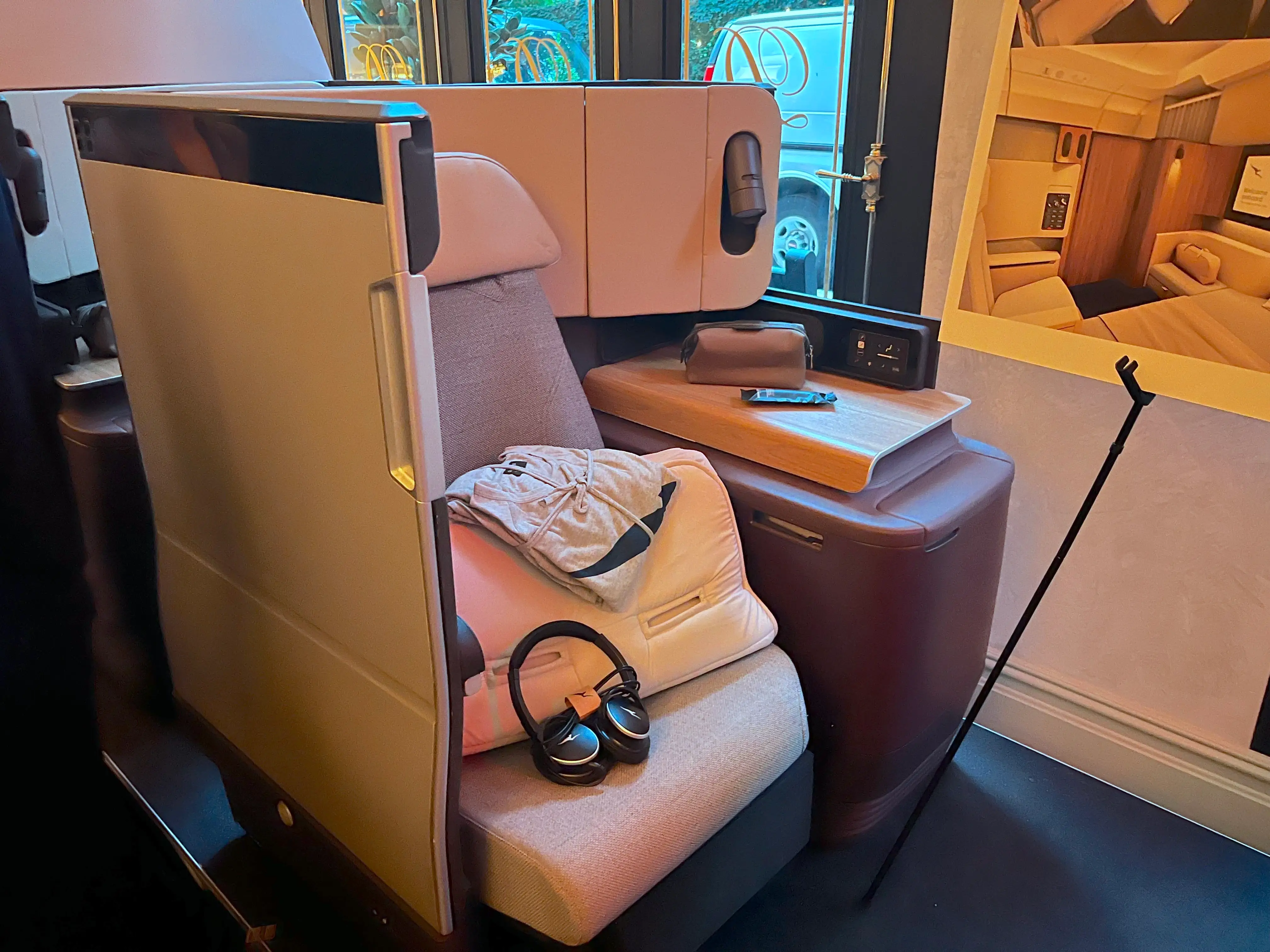 A new Project Sunrise business class seat.