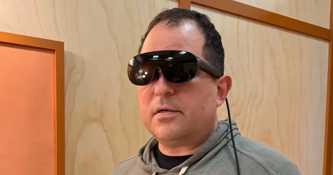 I tried Meta’s new $1,300 VR Glasses. They might be good for watching a movie — but I’m not sure what else.
