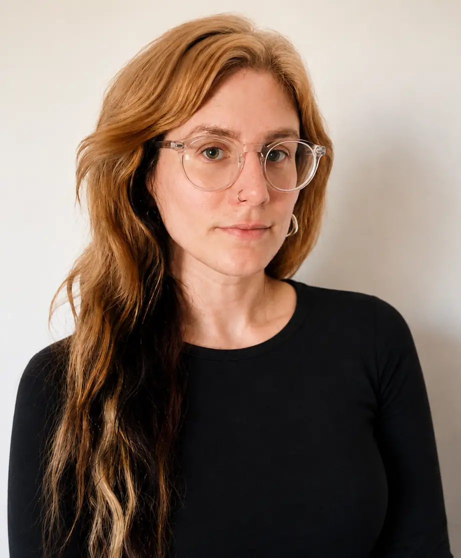 Liz Dupont headshot