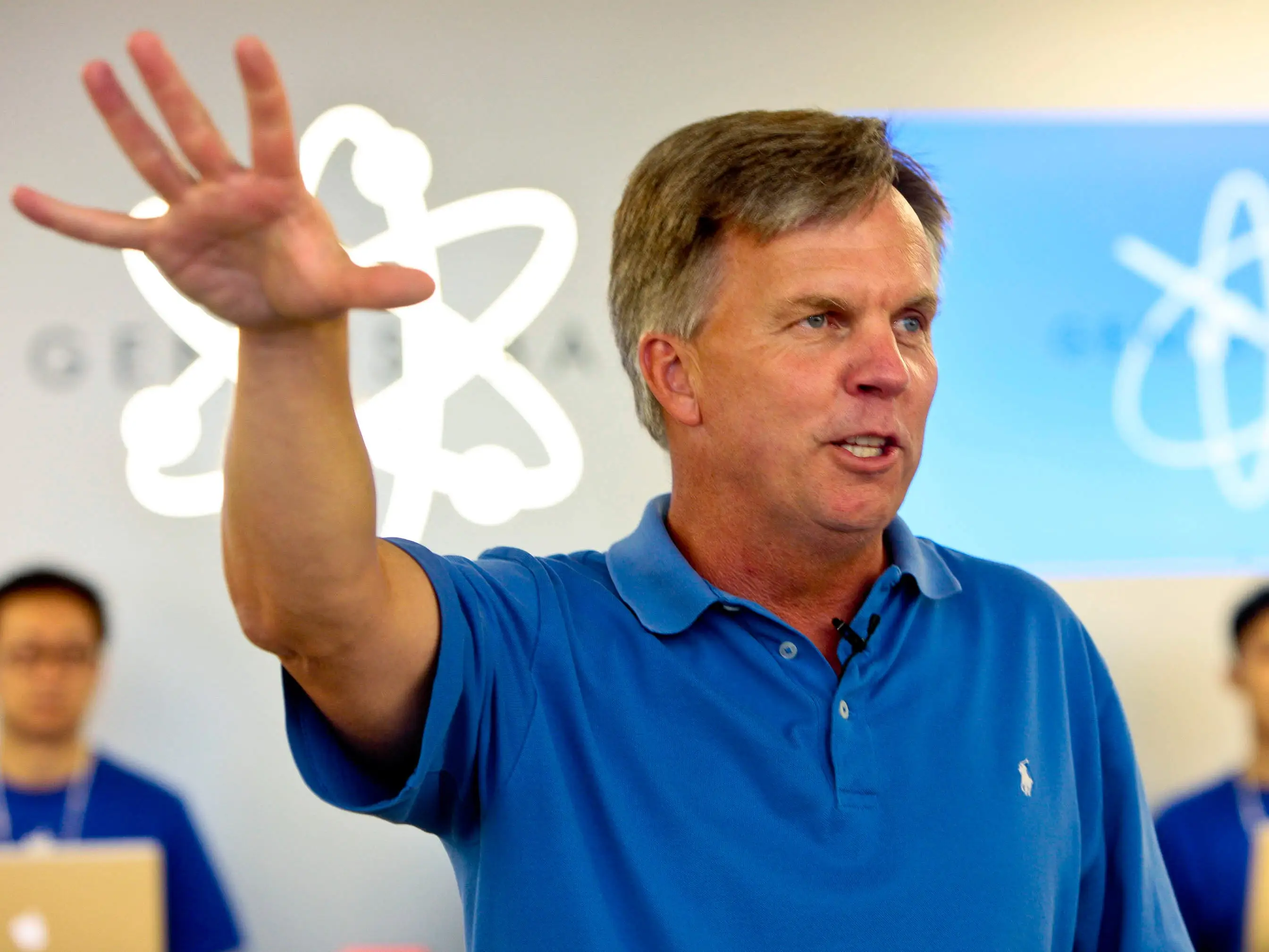 Ron Johnson pointing.