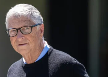 Bill Gates warns AI is ‘powerful enough to drive events that cause a billion deaths’