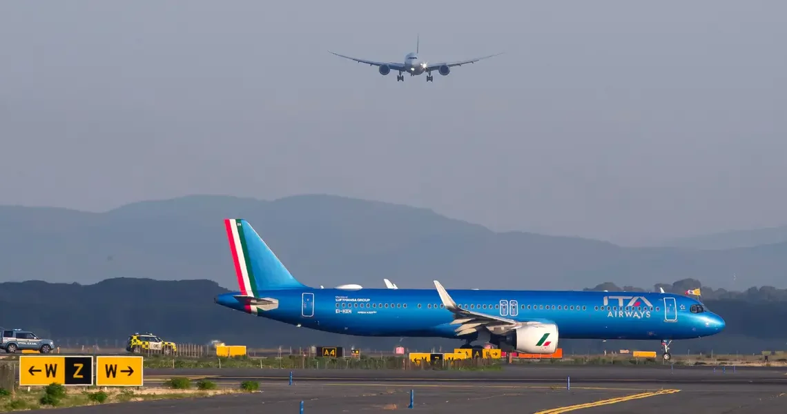 Airlines waive change fees as nor’easter hits Northeast