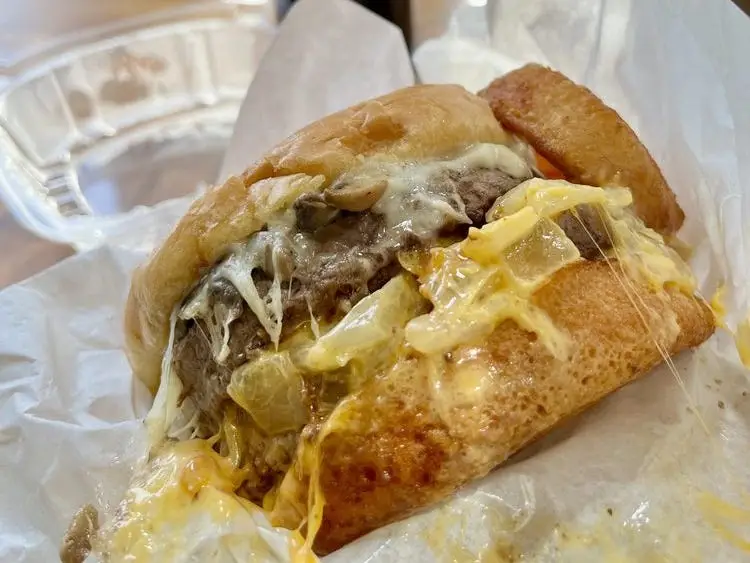 Solly's Grille