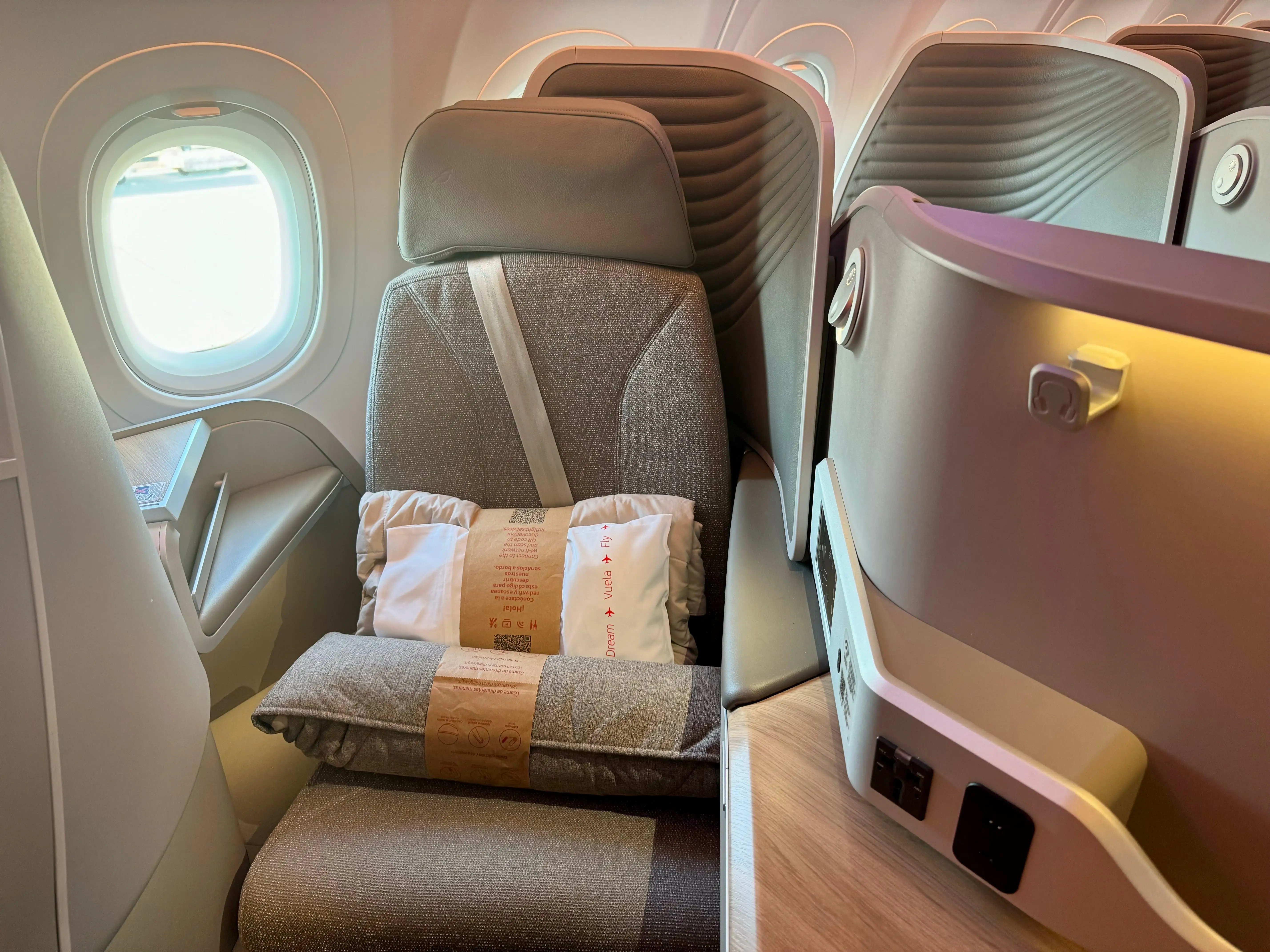 Business class on Iberia XLR.