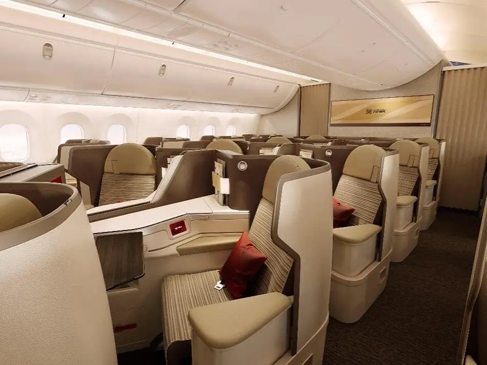 A Hainan Airlines 787-9 Dreamliner's business class.