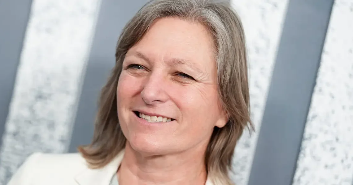 Paramount’s streaming chief is out ahead of the WBD merger. Read the memo she sent to staff.