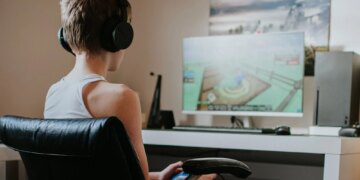 9-Year-Old YouTuber Allegedly Spent $118,000 Promoting His Gaming Videos With Dad’s Company Card