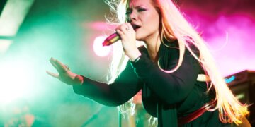 Veteran Rock Singer Diagnosed With ‘Malignant and Aggressive’ Brain Tumor