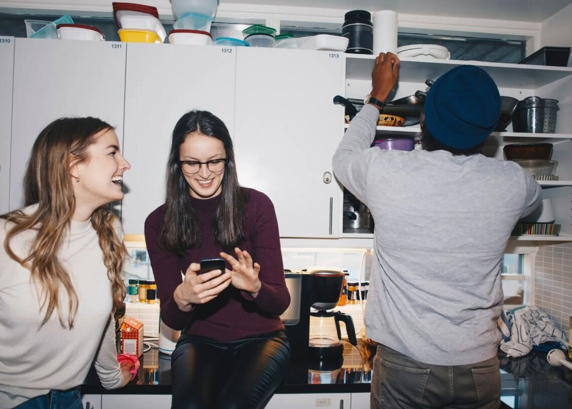 Here’s How Many Close Friends the Average Person Actually Has, According to Research