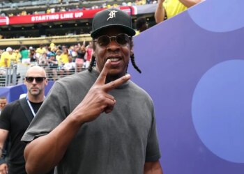 Jay-Z Brings Out The Fugees in London After Their Festival Was Previously Cut Short