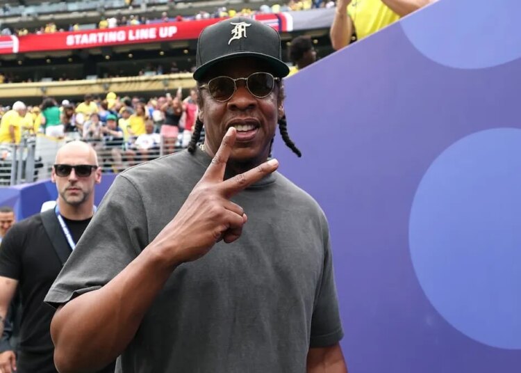 Jay-Z Brings Out The Fugees in London After Their Festival Was Previously Cut Short