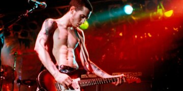Why John Frusciante Walked Away From the Red Hot Chili Peppers at the Height of Their Breakthrough