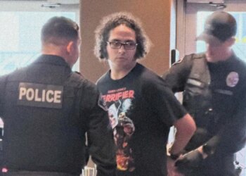 Man Arrested After Allegedly Pepper-Spraying Cellphone User in Movie Theater
