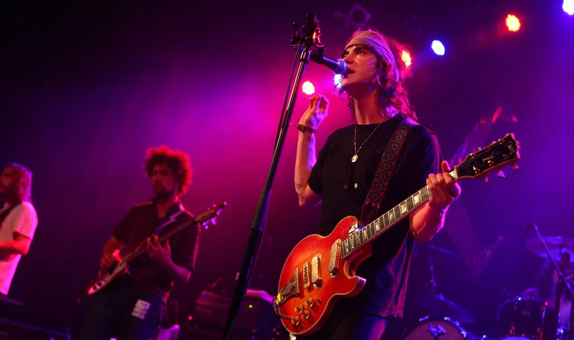 3 Nostalgic Comfort Albums for Anxious Millennials