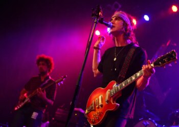 3 Nostalgic Comfort Albums for Anxious Millennials