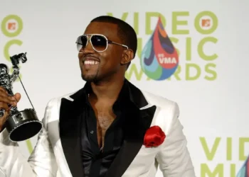 On This Day 21 Years Ago, Kanye West Shocked the World (And Mike Meyers) With a Stunning Impromptu Accusation
