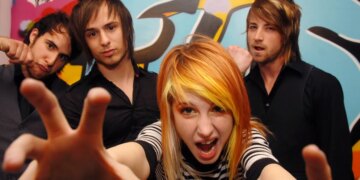 If You Like Paramore’s ‘Riot’, Here Are Your Next 3 Album Listens