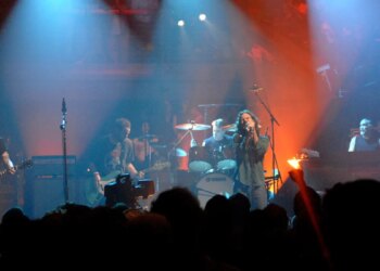 Longtime Pearl Jam Member Foreshadowed His Departure From the Band With a Seemingly Innocent Joke