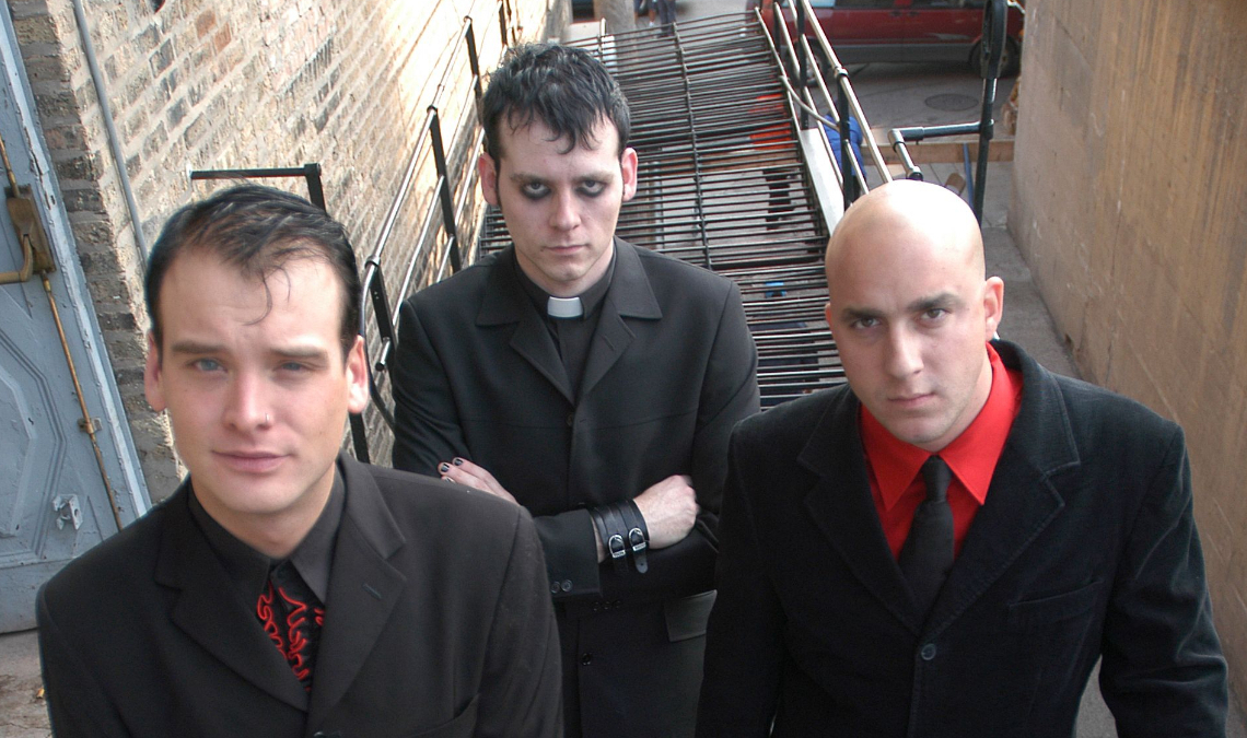 Happy Equinox: Here Are 4 Alternative Rock Bands to Kick Off Your Perfect Fall Playlist