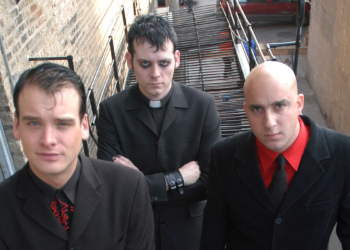 Happy Equinox: Here Are 4 Alternative Rock Bands to Kick Off Your Perfect Fall Playlist