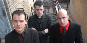 Happy Equinox: Here Are 4 Alternative Rock Bands to Kick Off Your Perfect Fall Playlist