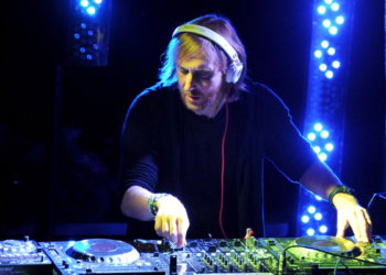 3 No-Skip EDM Albums Turning 15 This Year