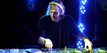 3 No-Skip EDM Albums Turning 15 This Year