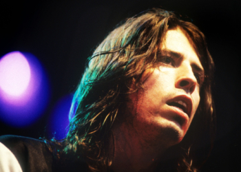 How Dave Grohl Secretly Recorded the First Foo Fighters Album Almost Entirely by Himself