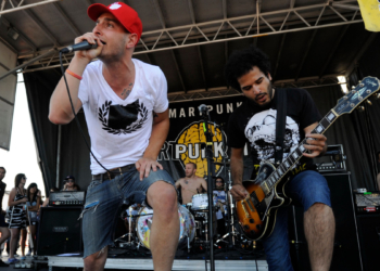 5 Pop-Punk Bands From the 2000s I Can’t Believe Millennials Forgot About