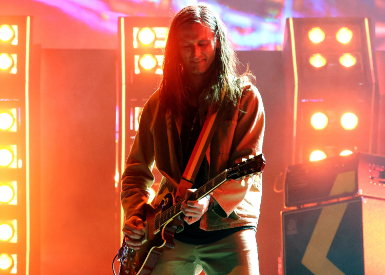 Two Indie Rock Icons From the 2000s Just Joined Forces on Stage, and My Millennial Heart Can Hardly Take It