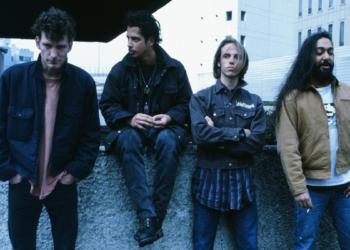 3 of the Best 90s Grunge Songs for Your Rainy Day Playlist