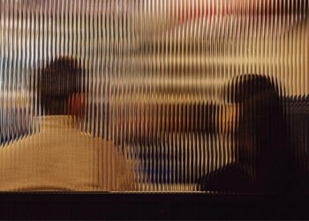 What to Do First If You Think Your Spouse Is Cheating, According to a Therapist