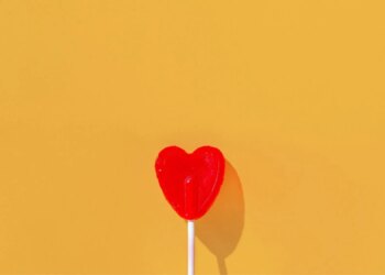 Why More Singles Are Choosing to Stay Single, Even When Love Comes Knocking