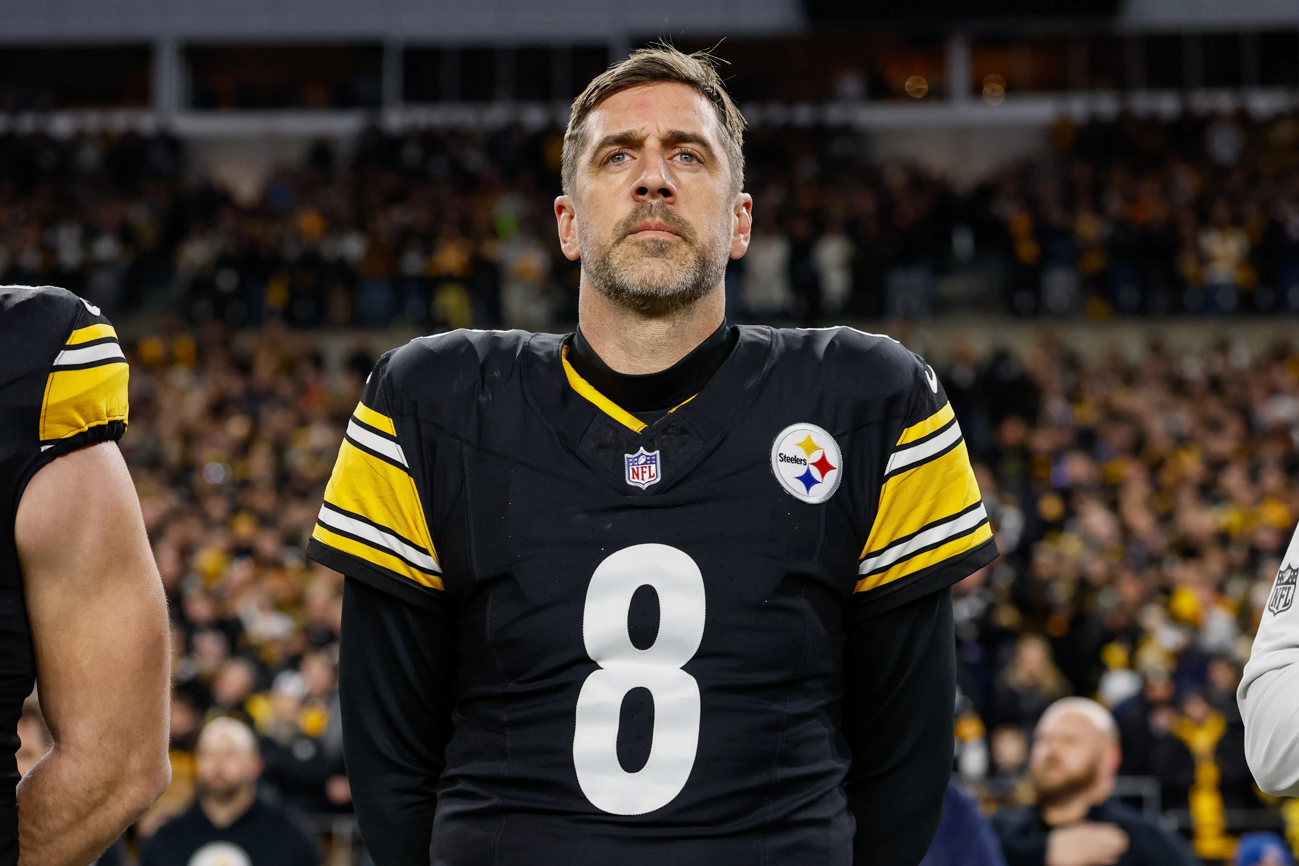 Aaron Rodgers #8 of the Pittsburgh Steelers during the national anthem.
