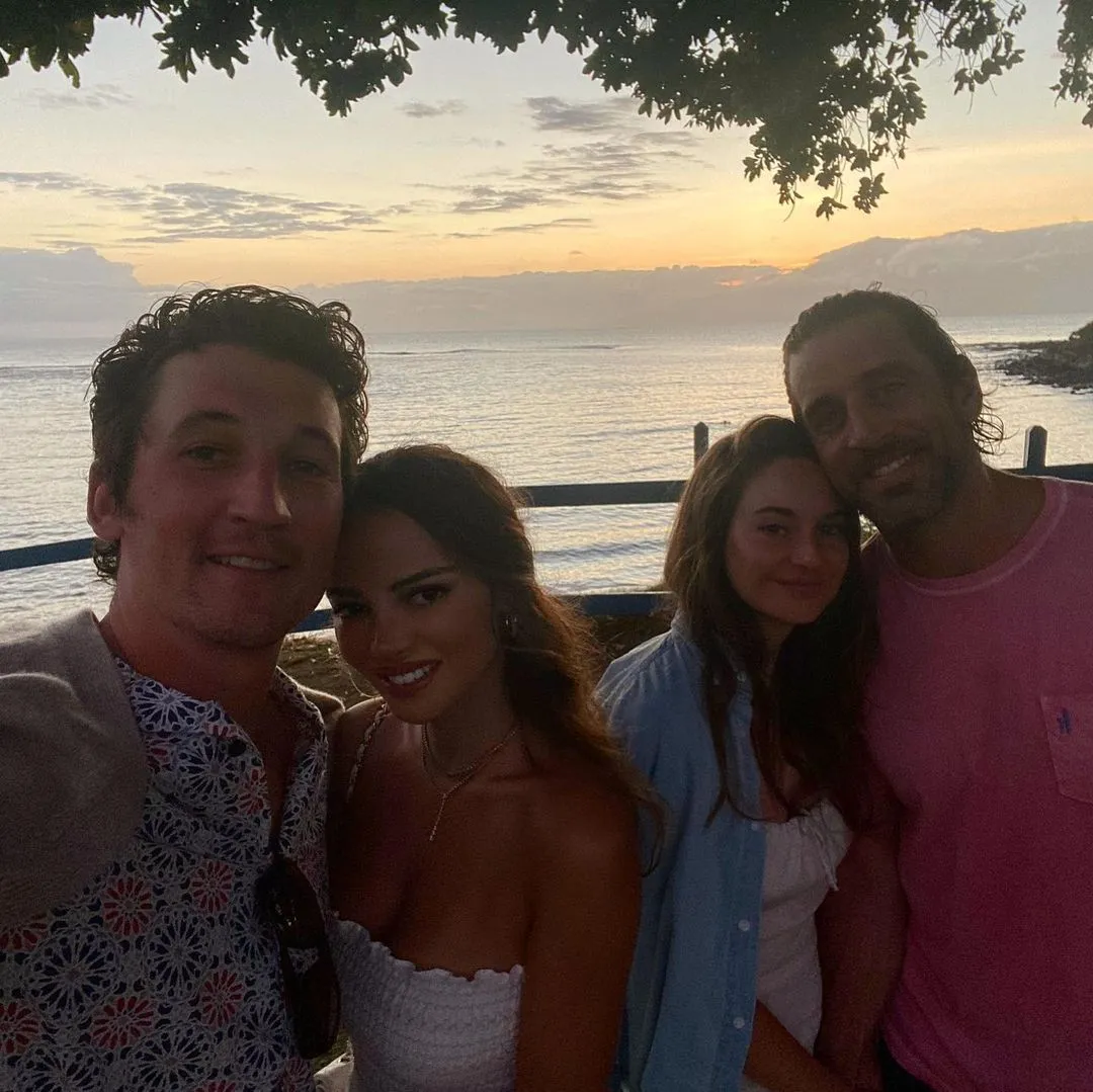 Miles Teller, Keleigh Sperry, Aaron Rodgers, and Shailene Woodley on vacation in Hawaii.