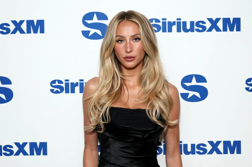 Alix Earle posing at the SiriusXM Studios.