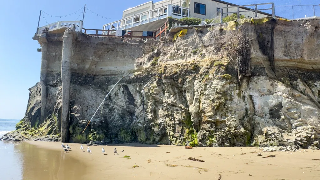 Apartments on a cliff edge near Isla Vista, California, at UCSB.