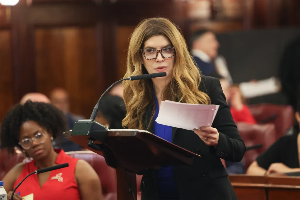 Council Speaker Julie Menin speaking at a City Hall hearing.