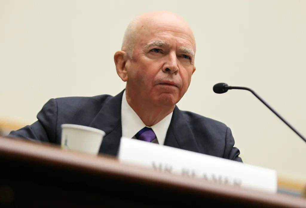 David Beamer testifies at a House hearing.